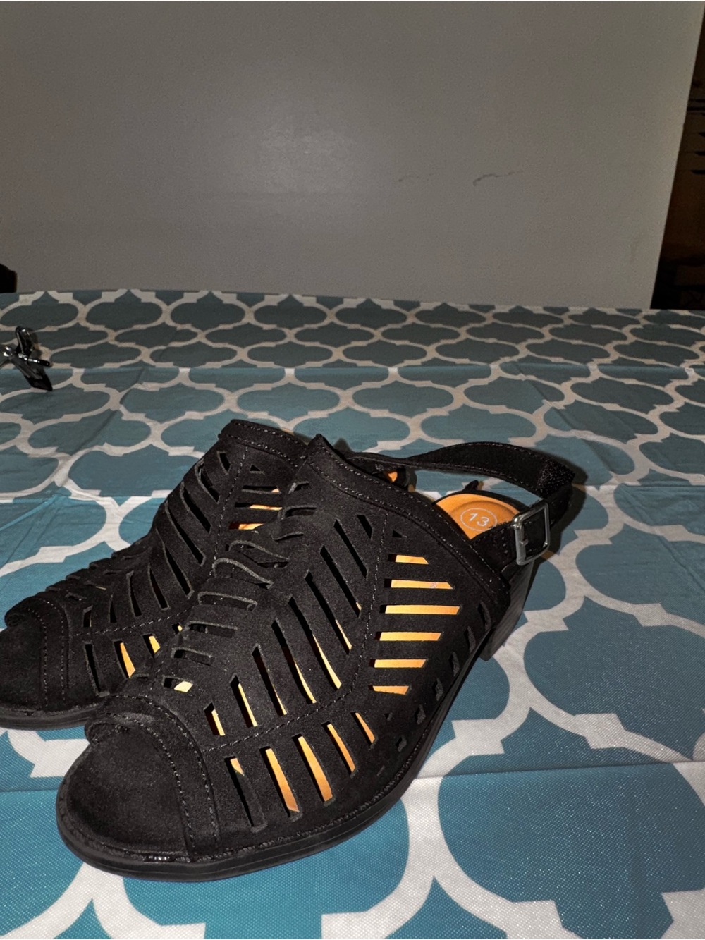 Cat & Jack Black Cutout Peep-Toe Slingback Sandals - Girls - Picture 2 of 3